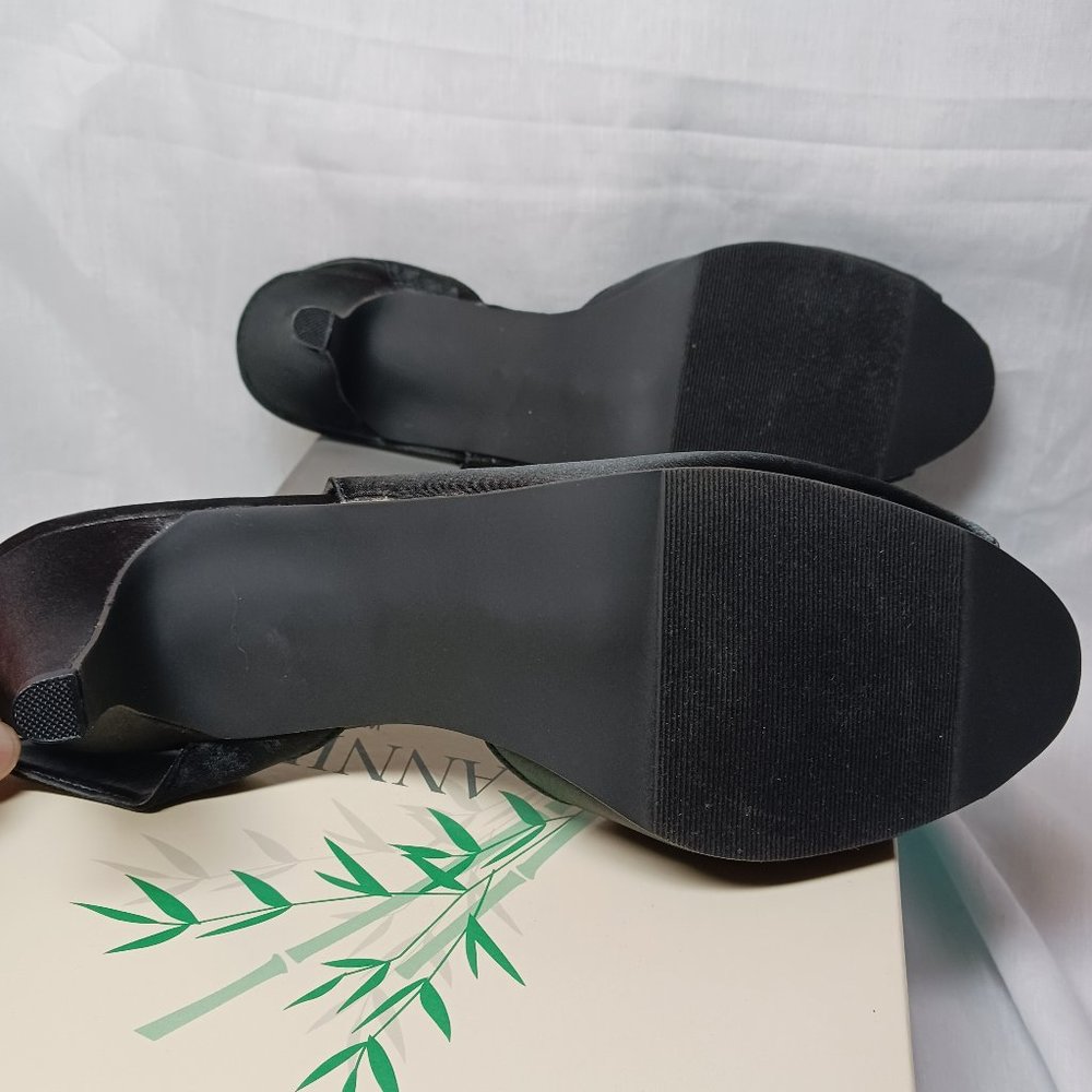 Annie Black Satin and Rhinestone Slingback Heels 11WW - Picture 7 of 8